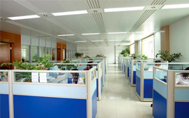 自動(dòng)刷剪編織包銅箔機(jī) 自動(dòng)刷剪編織包銅箔機(jī)